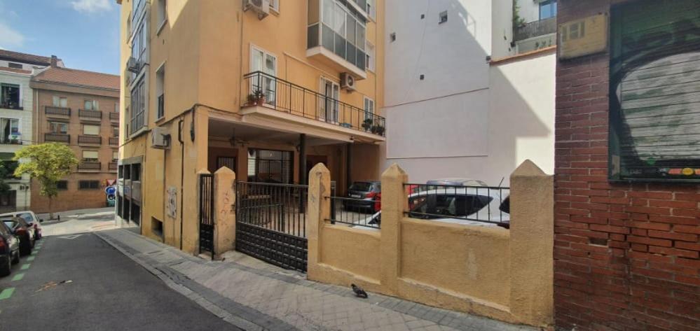 Mercado Anton Martin Apartment Madrid Exterior photo