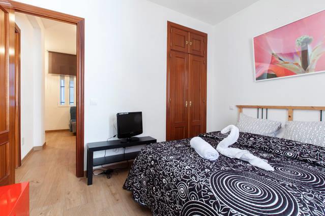 Mercado Anton Martin Apartment Madrid Exterior photo